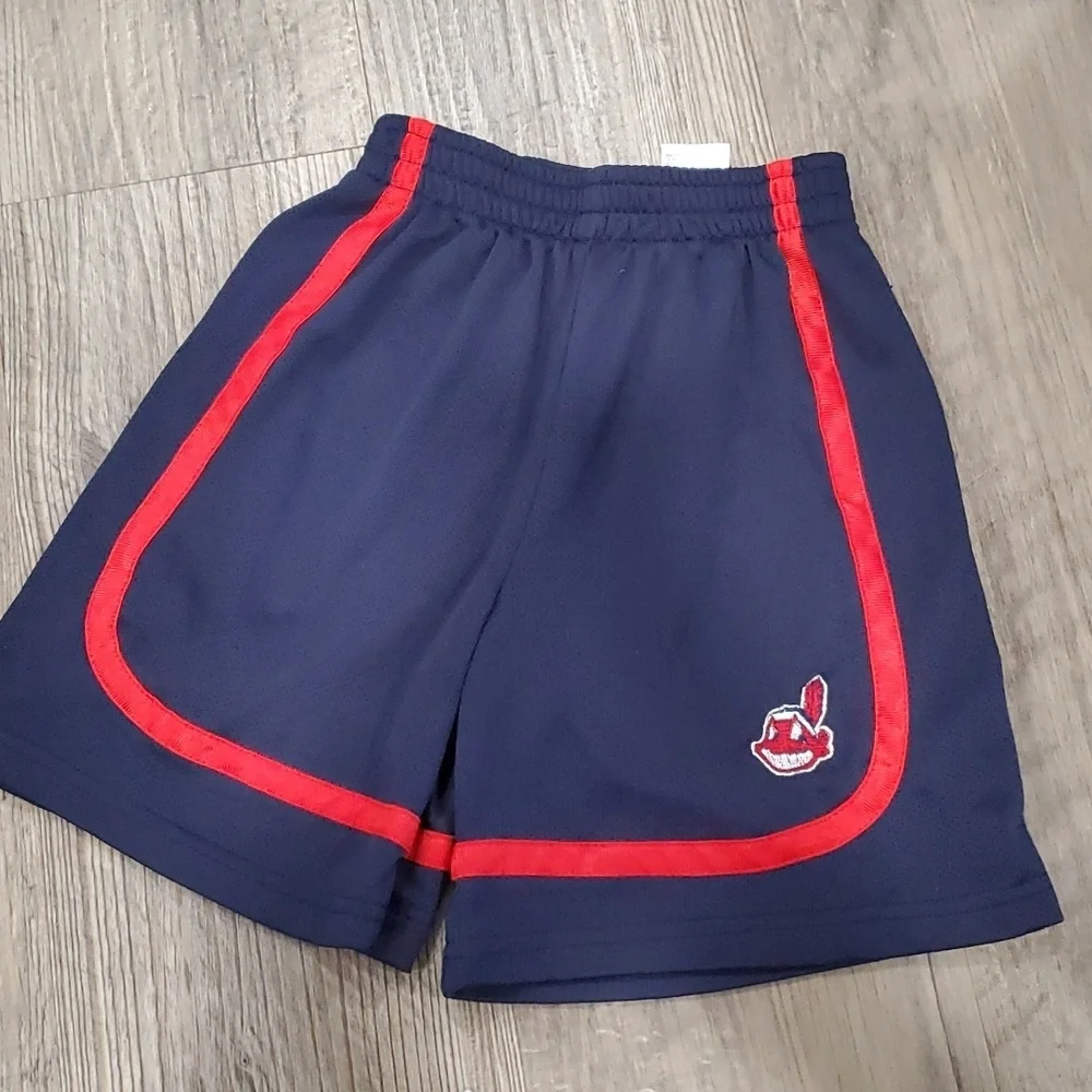 Nike/MLB Geniune Merchandise Indians BaseballTanktop with Matching Shorts Size 6
